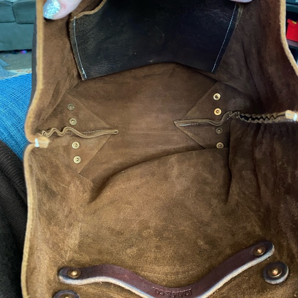 KMM brown kodiak leather tote 10” straps and snap - Picture 7 of 7